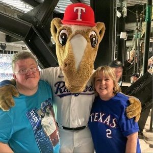 Meet your Posher, Eric